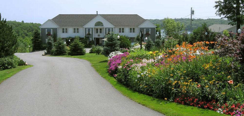 רוקפורט Strawberry Hill Seaside Inn מראה חיצוני תמונה
